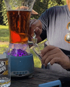 Točilica za pivo, sokove i koktele sa Bluetooth zvučnikom i gratis mikrofonom